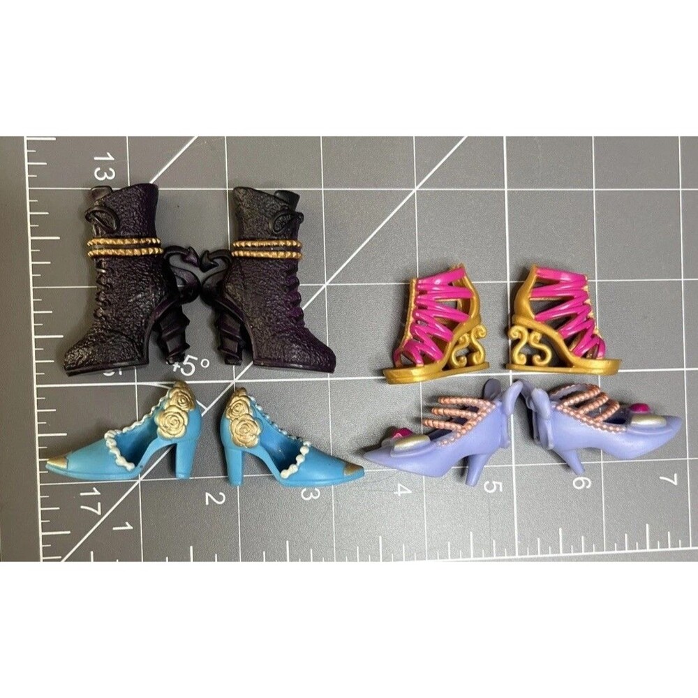 Disney Descendants Doll Shoes Purple / Teal/ Pink  And Boots 4 Pairs Total